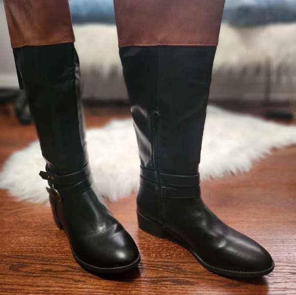 Boots - Picture 4 of 6